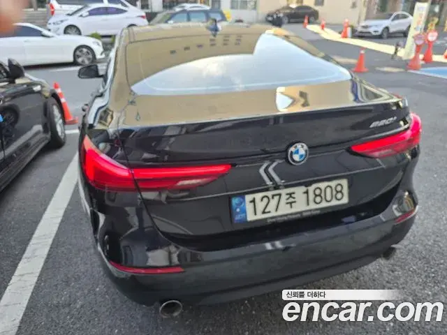 BMW 2 Series Gran Coupe 2021 — Photo 19/20
