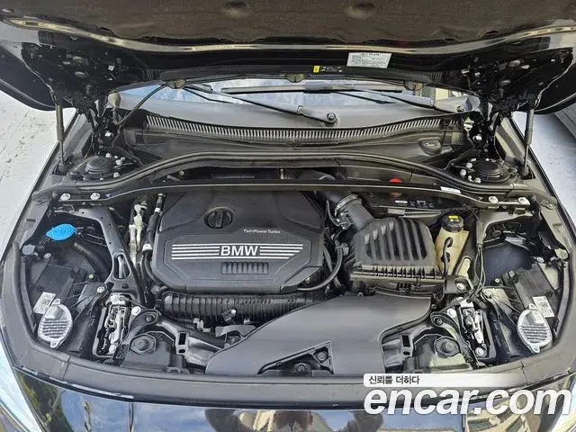 BMW 2 Series Gran Coupe 2021 — Photo 13/20