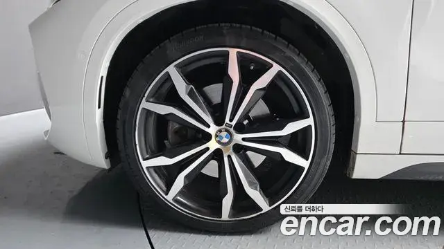 BMW X2 2023 — ფოტო 12/15