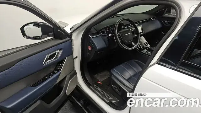 Land Rover Range Rover Velar 2018 — Photo 14/20