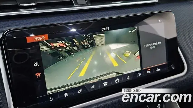 Land Rover Range Rover Velar 2018 — Photo 18/20