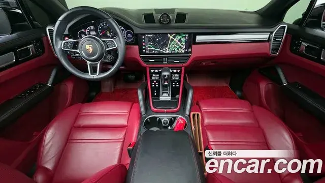 Porsche Cayenne 2023 — ფოტო 2/32