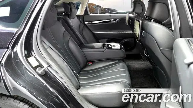 Genesis G80 2022 — ფოტო 28/41