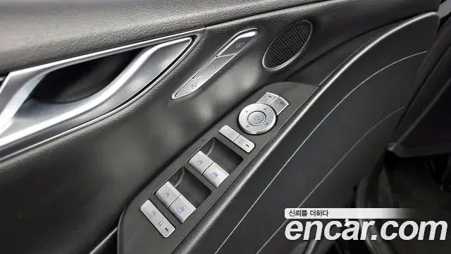 Genesis G80 2022 — ფოტო 29/41