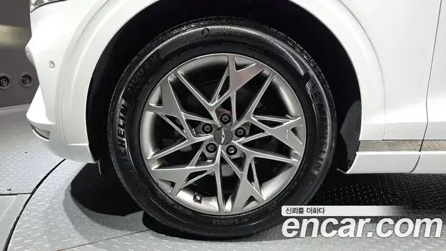 Genesis GV70 2021 — Şəkil 16/20