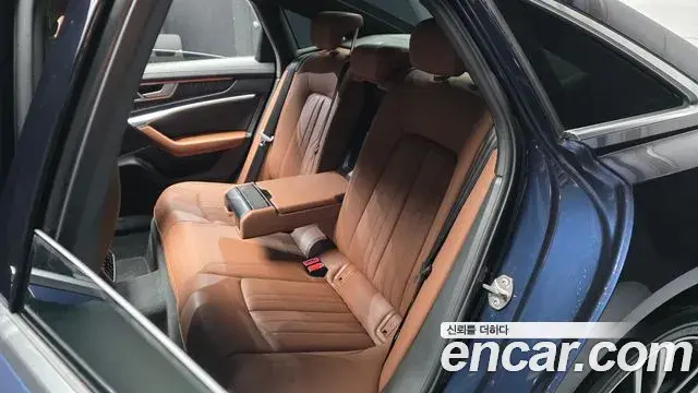 Audi A6 2023 — Şəkil 27/32