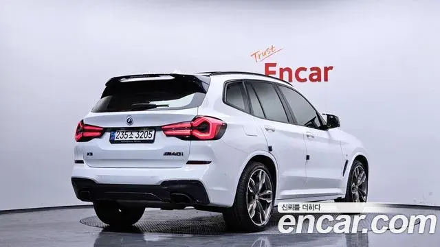 BMW X3 2021 — ფოტო 23/37