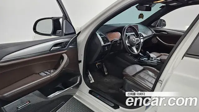 BMW X3 2021 — ფოტო 37/37