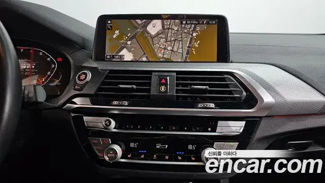 BMW X3 2021 — ფოტო 6/37