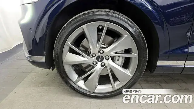 Genesis GV70 2024 — Şəkil 9/32
