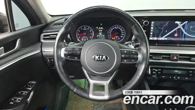 Kia K5 2020 — Фото 13/20