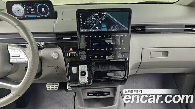 Hyundai Staria 2022 — Фото 12/20