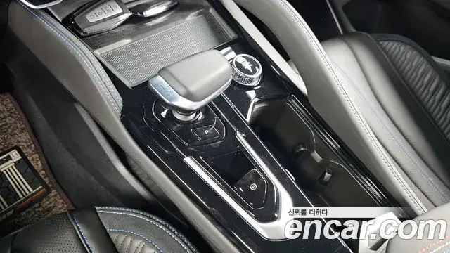 Renault Samsung Grand Koleos 2025 — Photo 32/35