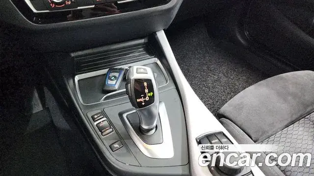 BMW 1 Series 2018 — Фото 9/20