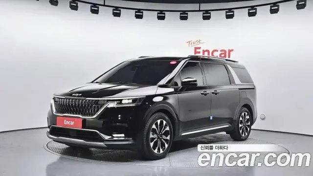 Kia Carnival 2022 — ფოტო 6/30