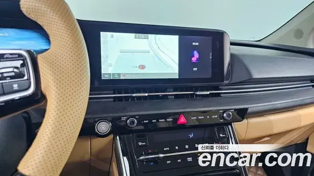 Kia Carnival 2022 — ფოტო 7/30