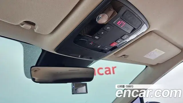 Kia Carnival 2022 — ფოტო 24/30