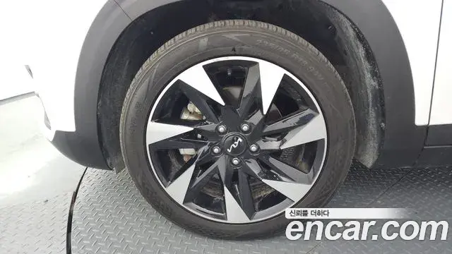 Kia Seltos 2022 — ფოტო 34/34