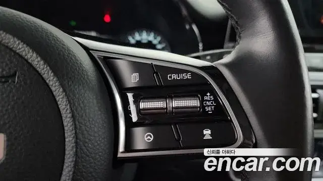 Kia Seltos 2022 — ფოტო 3/34
