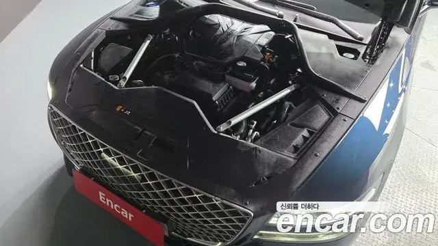 Genesis G80 2022 — ფოტო 36/38