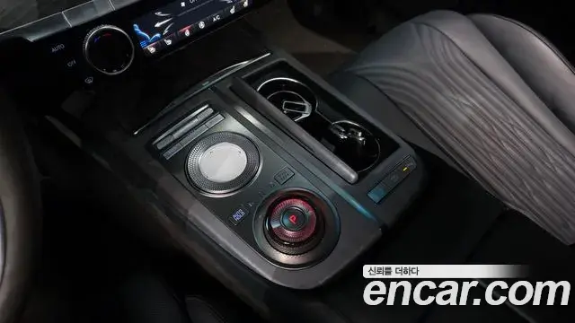 Genesis G80 2022 — ფოტო 29/38