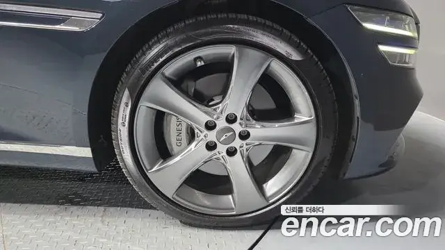 Genesis G80 2022 — ფოტო 14/38