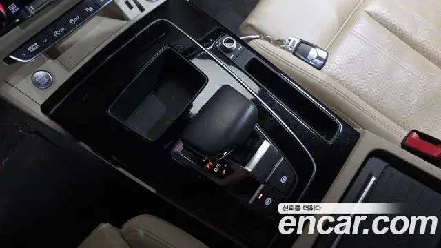 Audi Q5 2021 — ფოტო 10/20