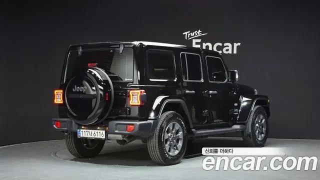Jeep Wrangler 2019 — Фото 2/20