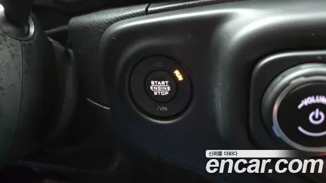 Jeep Wrangler 2019 — Photo 30/30