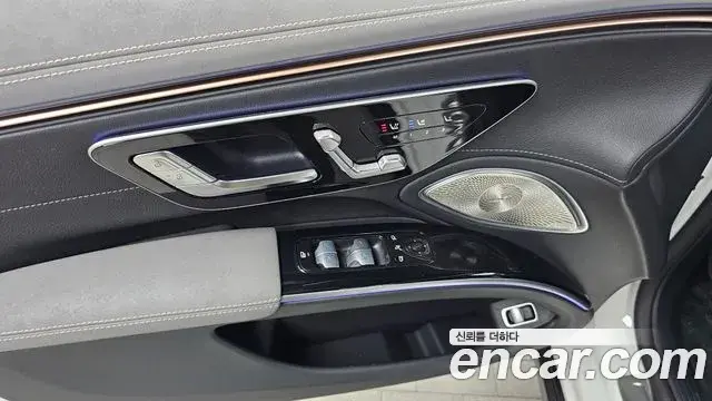 Mercedes-Benz EQS 2022 — ფოტო 27/31