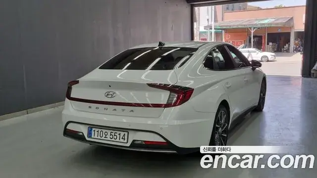 Hyundai Sonata Hybrid 2021 — Şəkil 10/18