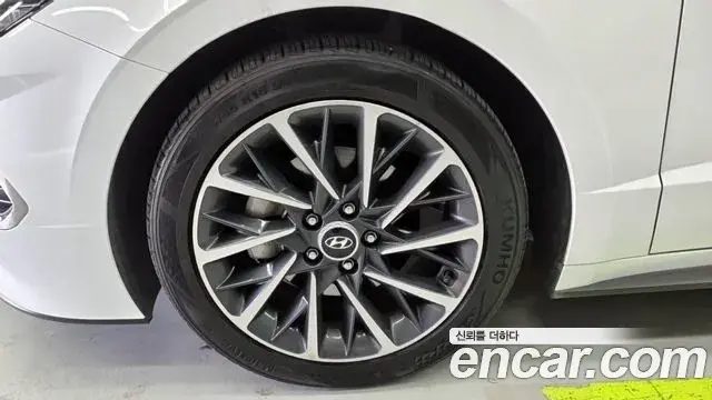 Hyundai Sonata Hybrid 2021 — Şəkil 11/18