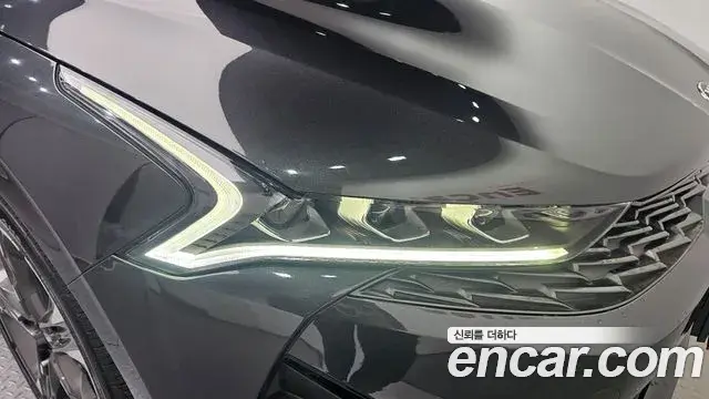 Kia K5 2020 — Şəkil 22/30