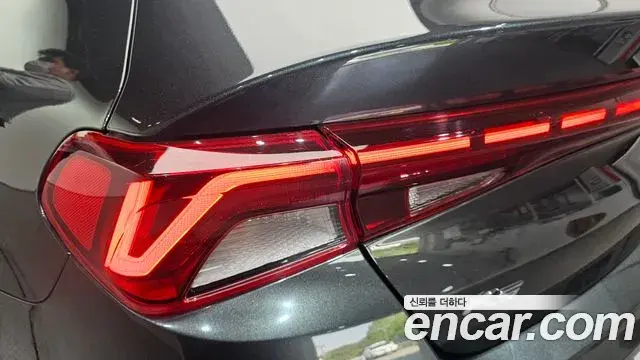 Kia K5 2020 — Şəkil 30/30