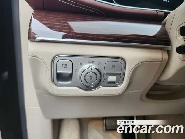 Mercedes-Benz GLS-Class 2021 — Photo 20/20