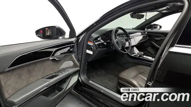Audi A8 2021 — Şəkil 19/20