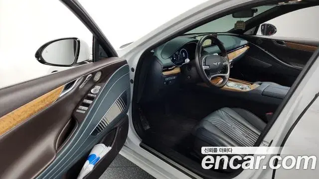 Genesis G80 2021 — Photo 6/39