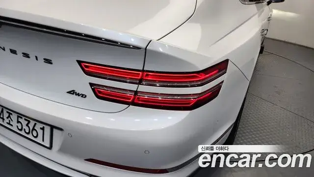 Genesis G80 2021 — Photo 23/39
