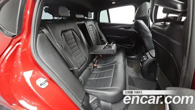BMW X4 2019 — Photo 12/30