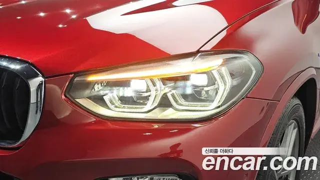 BMW X4 2019 — Photo 9/30