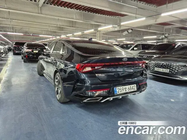 Kia K5 2020 — Photo 10/17