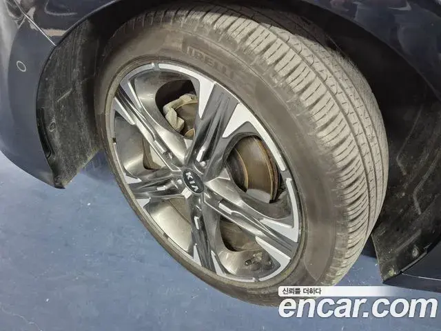 Kia K5 2020 — Photo 2/17