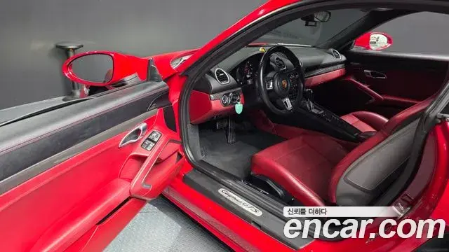 Porsche 718 Cayman 2019 — Şəkil 30/34