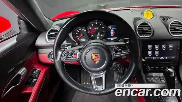 Porsche 718 Cayman 2019 — Şəkil 28/34