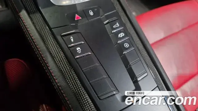 Porsche 718 Cayman 2019 — Şəkil 21/34