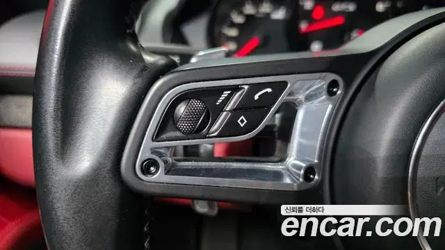 Porsche 718 Cayman 2019 — Şəkil 19/34