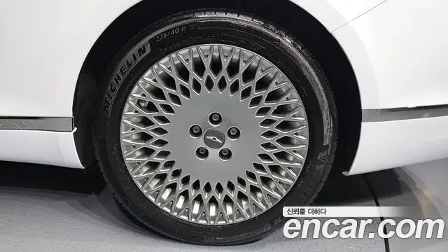Genesis G80 2020 — ფოტო 25/31