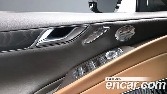 Genesis G80 2020 — ფოტო 18/31