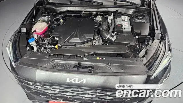 Kia K8 2022 — Photo 9/20