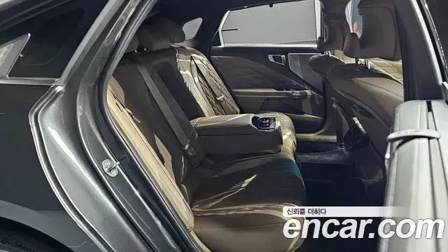 Kia K8 2022 — Photo 7/20